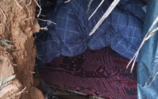 男子纵火伤人百人进山搜捕无果 在地窖藏匿2个月被捕!
