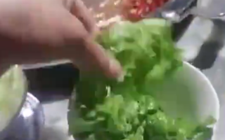 168元火锅套餐生菜只有1片叶子 门店回应！