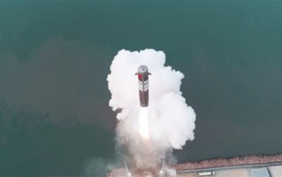 淘宝首次火箭送快递实验成功！一发能装10吨货！