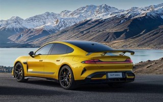 52.99万元小米SU7 Ultra额外费用曝光：购置税1.7万 保险1.1万！