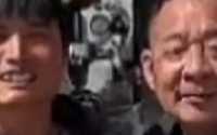 男子开露营咖啡车自驾偶遇于东来 离开时于东来主动留下联系方式！