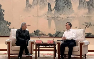 NVIDIA CEO黄仁勋奔波中美两国！为了AI 为了造福全人类!