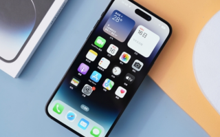今天开始连上六天班！安卓用户关怀果粉：iPhone闹钟没响上班要迟到！