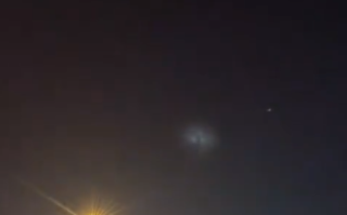 北京等地上空疑现不明飞行物！