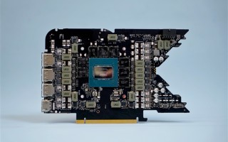 中国特供版RTX 5090D公然现身！32GB GDDR7没跑了!