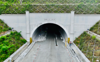 西康高铁全线隧道贯通：预计2026年通车 西安至安康1小时达！