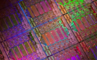 Intel：18A量产还是会继续与台积电合作！