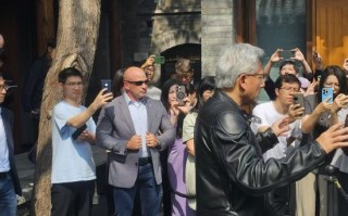 财富自由能干啥！黄仁勋：我已经财务自由25年了 有钱后更关注事业与助人！