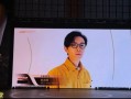 腾讯音乐主办 方大同离世后获年度男歌手 家人代领奖全场泪目!