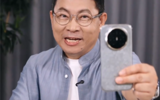 余承东首晒华为Mate 70 Air真机：7英寸大屏、6.6mm机身 !