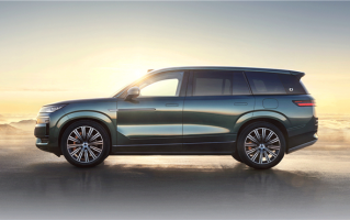 预售45万起 腾势全尺寸SUV N9上市定档：直面竞争问界M9！