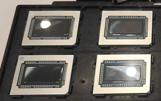 跟NVIDIA玩田忌赛马！AMD RDNA 4 GPU实物首曝：尺寸果然小的多！