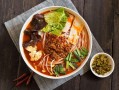 米线用开水泡还是冷水泡多少分钟（制作米线时泡制的最佳水温和时间）