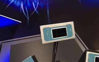 Intel下代处理器Panther Lake首次公开运行：明年大规模上市!