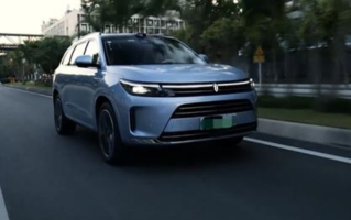 自主整车集团增速第一！赛力斯2023年发明专利公开量暴涨408%！