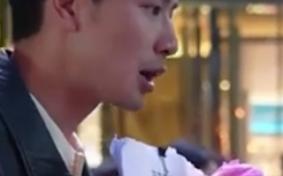 高颜值副镇长直播把镇上花卖光 甚至“欠债”没花可发!