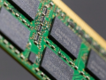 价格反超DDR5！三星、美光陆续停产DDR4遭追价抢货！