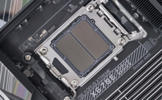 AMD AM5+接口突然冒出！Zen5难道改用它!