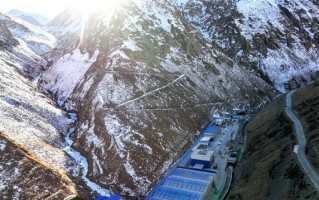 22130米 穿越天山！世界最长高速公路隧道贯通！