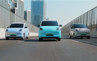 当之无愧的人民神车！五菱宏光MINIEV销量突破180万辆 !