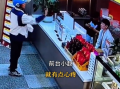 18岁小伙帮聋哑外卖员指路后落泪 小伙一年前还是个“精神小伙”！