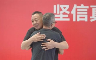 永辉超市力挺胖东来：东来哥身上有光 我们要跟着一起去追光！