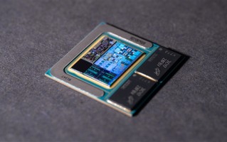近1.5亿像素！Intel Lunar Lake处理器超高清内核照！