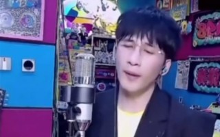 甲亢哥被湖南兄弟投喂华为Pura X 接过后秒还！ 
