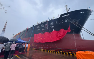 全球首艘！8万吨级通海养殖工船“森海先锋”完成交付!