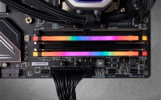 价格比DDR5还贵 三星等大厂已无法回头：DDR4内存还得涨价至少2年！