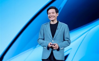 雷军：网上的尬黑让我怕 你希望看到说啥都要先想的雷军吗？