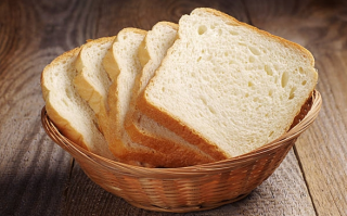 买到2026年3月1日产面包 商家赔偿：打印错误已协商解决 ！