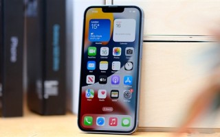 LG/京东方为iPhone SE 4供应OLED面板：刘海屏再度回归!