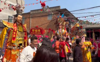 已有400多年历史！福建游神穿80斤装扮通宵走22个村