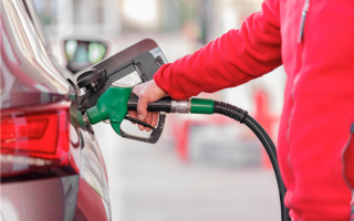 95的车错加92汽油 可以再加点98兑成95吗 答案来了！ 