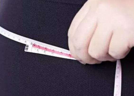 女生腰围67cm粗还是细（160女人黄金三围标准）-第2张图片
