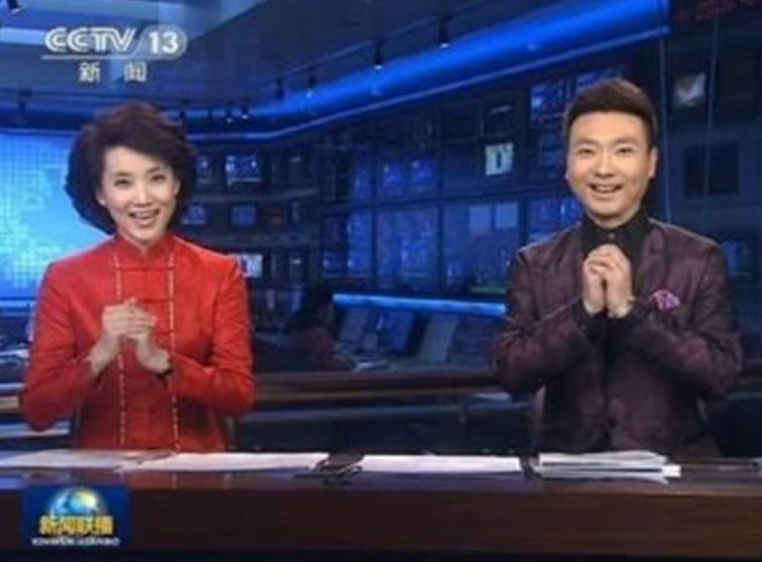 拱手礼男女区别是什么（拱手礼的手势怎么做是正确的）-第1张图片