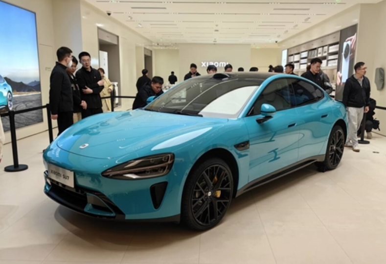 新车上市即交付！雷军：小米最痛恨品牌溢价 SU7努力做到50万以内没对手！-第1张图片