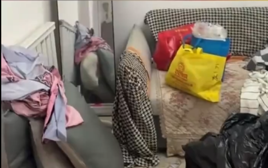 惊呆了!3个女孩2个月将房子住“包浆”跑路-图1 惊呆了!3个女孩2个月将房子住“包浆”跑路-图1