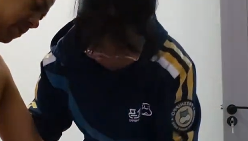 23岁女孩送外卖照顾脑梗爸爸“放心老爸 我送外卖养你” 无数网友看哭!-图1 23岁女孩送外卖照顾脑梗爸爸“放心老爸 我送外卖养你” 无数网友看哭!-图1